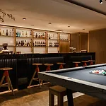 Shanghai Holland 4*