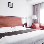Shanghai Holland