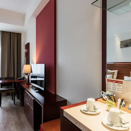 Shanghai Holland Hotel
