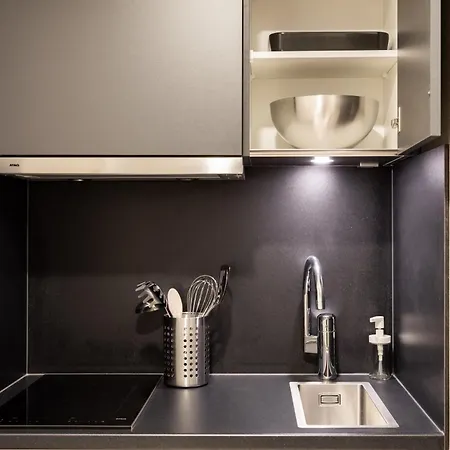 Hotel Shanghai Holland 4*