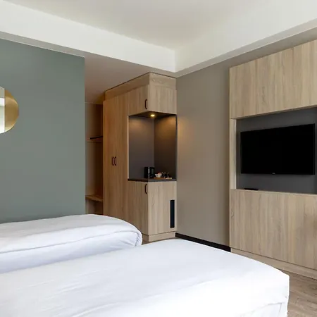 Shanghai Holland Hotel