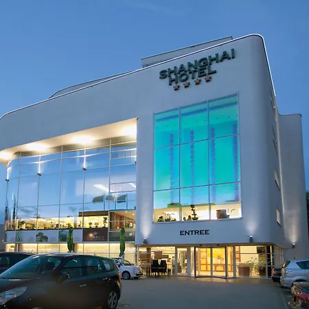 Hotel Shanghai Holland 4*