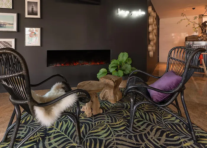 Отель Shanghai Holland