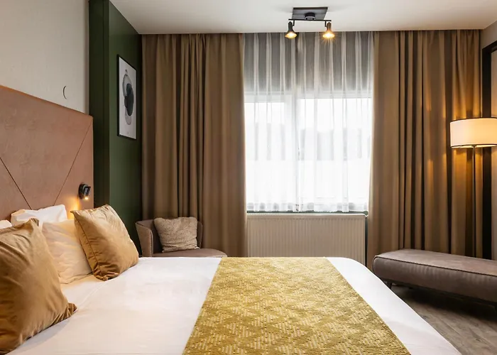 فندق Shanghai Holland 4*