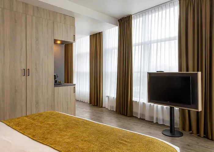 Shanghai Holland Hotel