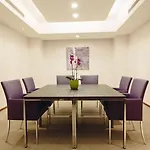 Hotel Shanghai Holland 4*
