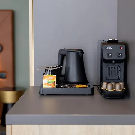 Shanghai Holland Hotel