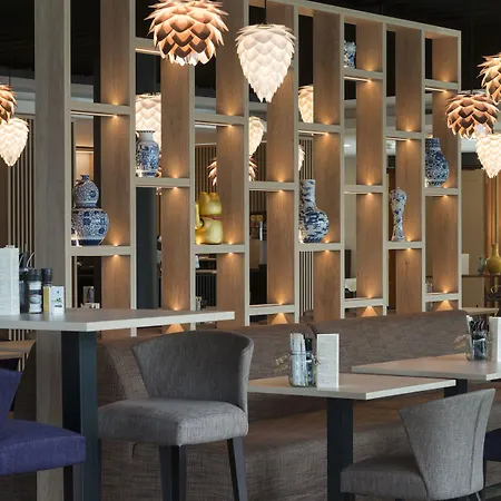 Shanghai Holland Hotel 4*